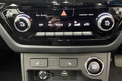 Ssangyong Korando Ventura Automatic Electric SUV - Stock Number (1657232) - 10th supplementary image