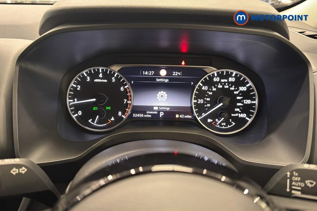 Nissan Qashqai Acenta Premium Automatic Petrol SUV - Stock Number (1661871) - 8th supplementary image
