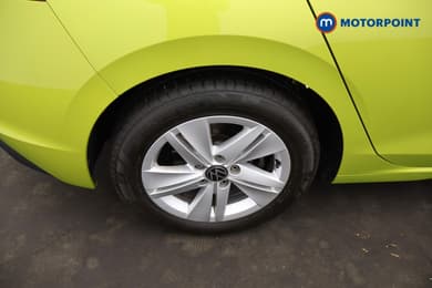 Volkswagen Golf Life Automatic Petrol Hatchback - Stock Number (1647945) - 3rd supplementary image