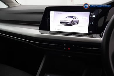Volkswagen Golf Life Automatic Petrol Hatchback - Stock Number (1647945) - 9th supplementary image