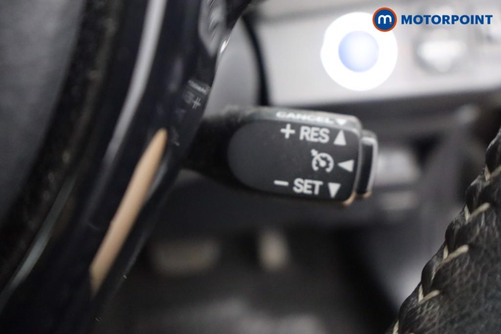 Toyota Yaris Icon Tech Automatic Petrol-Electric Hybrid Hatchback - Stock Number (1656133) - 8th supplementary image