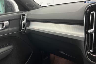 Volvo Xc40 Plus Automatic Petrol SUV - Stock Number (1657506) - 17th supplementary image