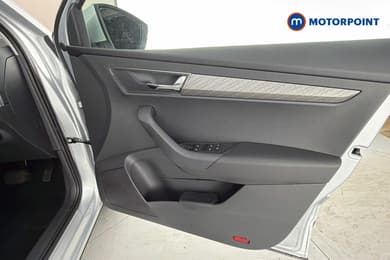 Skoda Karoq Se L Automatic Petrol SUV - Stock Number (1660485) - 19th supplementary image