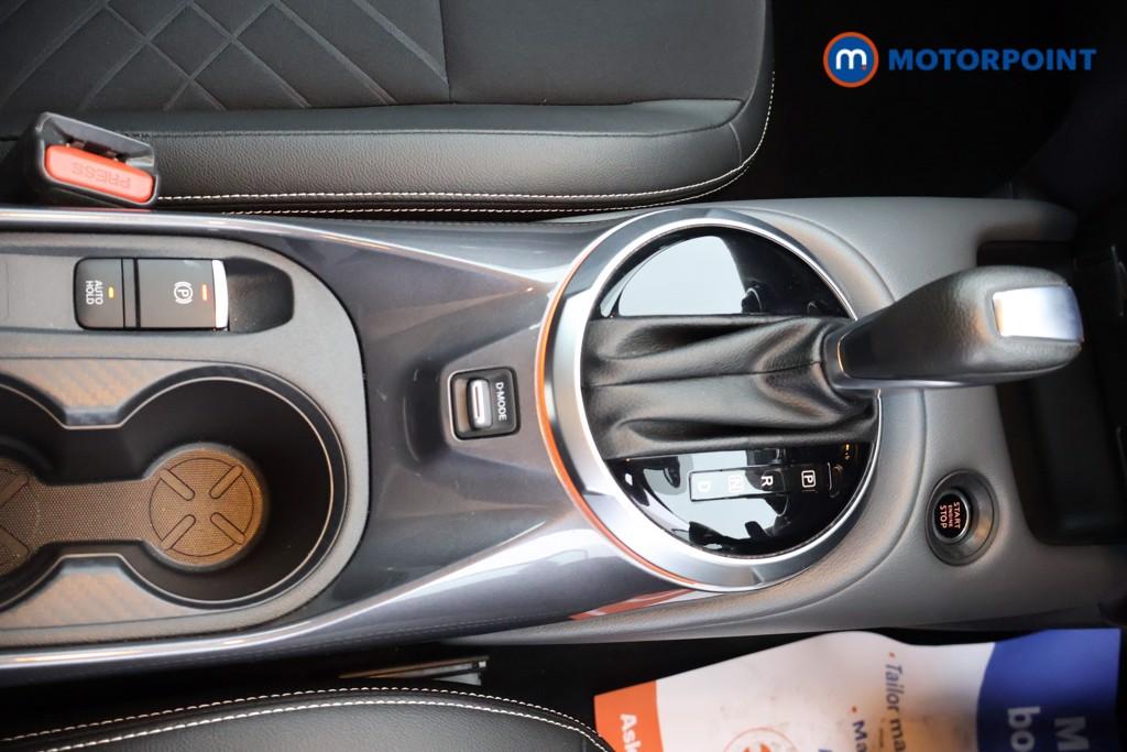 Nissan Juke Tekna Automatic Petrol SUV - Stock Number (1664003) - 8th supplementary image