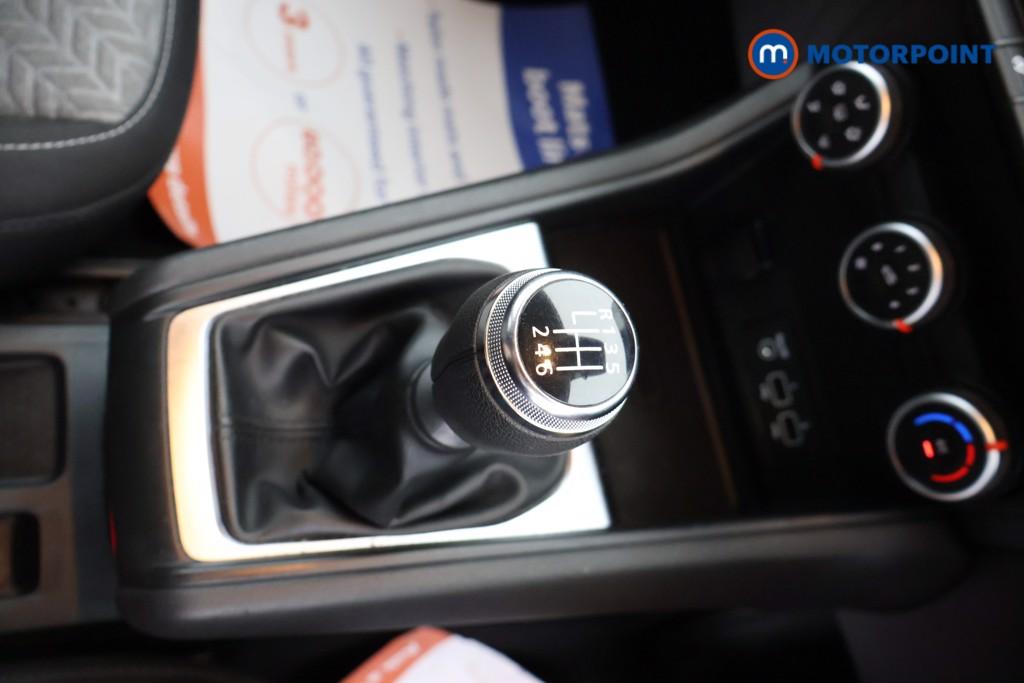 Renault Captur Se Limited Manual Petrol SUV - Stock Number (1650769) - 8th supplementary image