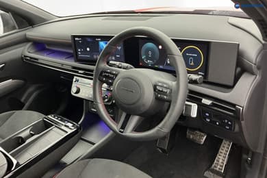 Hyundai Tucson N Line Automatic Petrol-Electric Hybrid SUV - Stock Number (1657677) - 8th supplementary image