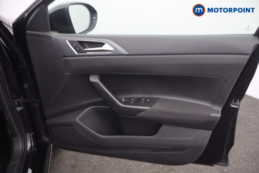 Volkswagen Taigo R-Line Automatic Petrol SUV - Stock Number (1663340) - 8th supplementary image