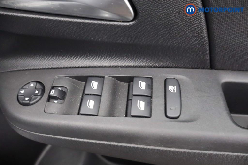 Vauxhall Corsa SE Manual Petrol Hatchback - Stock Number (1658956) - 8th supplementary image