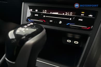 Volkswagen Polo R-Line Automatic Petrol Hatchback - Stock Number (1659658) - 17th supplementary image