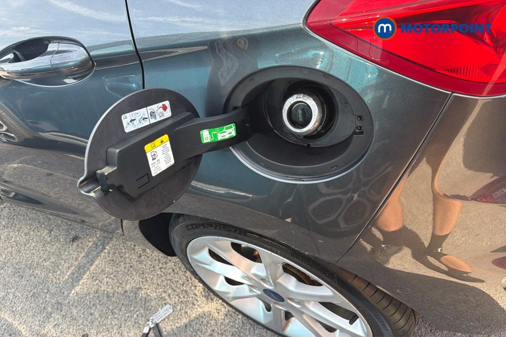 Ford Fiesta Titanium X Manual Petrol Hatchback - Stock Number (1664916) - 33rd supplementary image