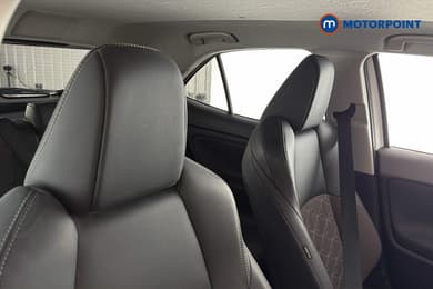 Toyota Yaris Cross Excel Automatic Petrol-Electric Hybrid Estate - Stock Number (1664634) - 23rd supplementary image