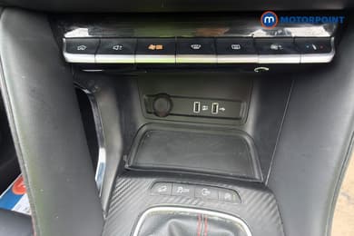 Mg Motor Uk ZS Exclusive Manual Petrol SUV - Stock Number (1655713) - 3rd supplementary image