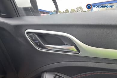 Mg Motor Uk ZS Exclusive Manual Petrol SUV - Stock Number (1655713) - 19th supplementary image