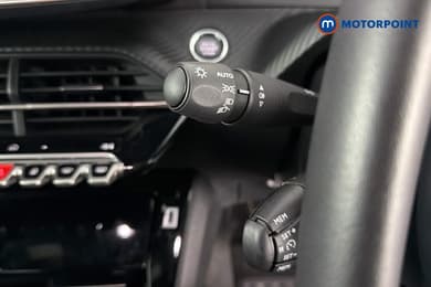 Peugeot 2008 Allure Manual Petrol SUV - Stock Number (1665906) - 6th supplementary image
