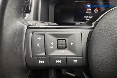 Nissan Qashqai N-Connecta Manual Petrol SUV - Stock Number (1651182) - 14th supplementary image