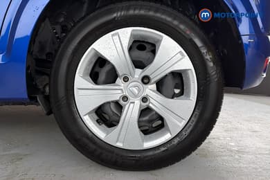 Dacia Sandero Essential Manual Petrol Hatchback - Stock Number (1658603) - 48th supplementary image