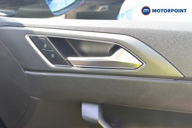 Volkswagen Taigo R-Line Automatic Petrol SUV - Stock Number (1660909) - 42nd supplementary image
