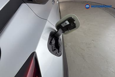 Nissan Juke N-Connecta Automatic Petrol SUV - Stock Number (1665091) - 41st supplementary image