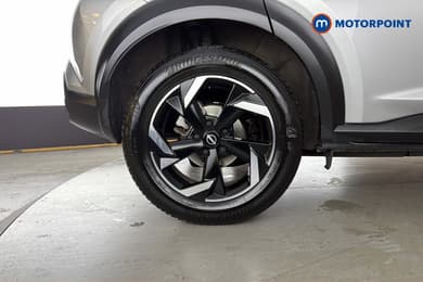 Nissan Juke N-Connecta Automatic Petrol SUV - Stock Number (1665091) - 49th supplementary image