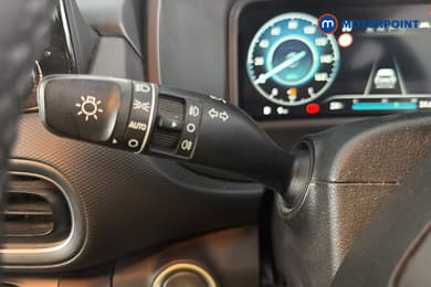 Hyundai Kona Premium Manual Petrol SUV - Stock Number (1657162) - 18th supplementary image