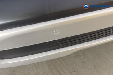 Hyundai Kona Premium Manual Petrol SUV - Stock Number (1657162) - 40th supplementary image