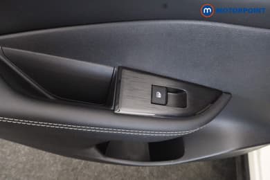 Nissan Qashqai N-Connecta Automatic Petrol SUV - Stock Number (1665601) - 34th supplementary image