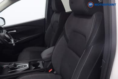 Nissan Qashqai N-Connecta Automatic Petrol SUV - Stock Number (1665601) - 36th supplementary image