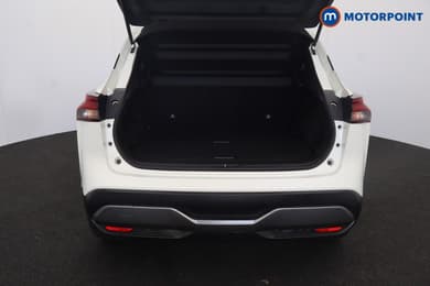 Nissan Qashqai N-Connecta Automatic Petrol SUV - Stock Number (1665601) - 47th supplementary image