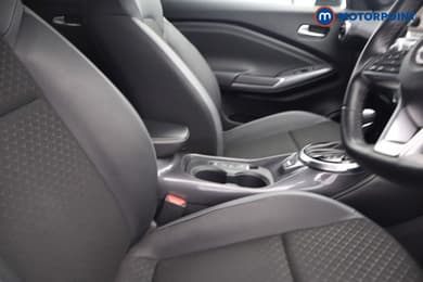 Nissan Juke N-Connecta Automatic Petrol-Electric Hybrid SUV - Stock Number (1666955) - 12th supplementary image