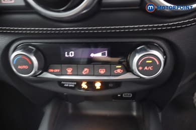 Nissan Juke N-Connecta Automatic Petrol-Electric Hybrid SUV - Stock Number (1666955) - 17th supplementary image