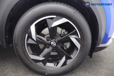 Nissan Juke N-Connecta Automatic Petrol-Electric Hybrid SUV - Stock Number (1666955) - 28th supplementary image