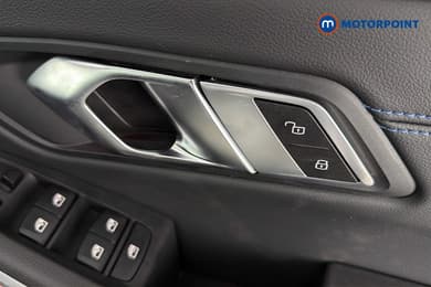 BMW 3 Series M Sport Automatic Petrol Plug-In Hybrid Saloon - Stock Number (1668451) - 42nd supplementary image
