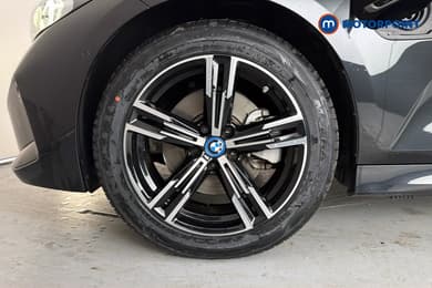 BMW 3 Series M Sport Automatic Petrol Plug-In Hybrid Saloon - Stock Number (1668451) - 47th supplementary image