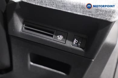Peugeot 5008 Allure Premium Automatic Petrol SUV - Stock Number (1669337) - 27th supplementary image