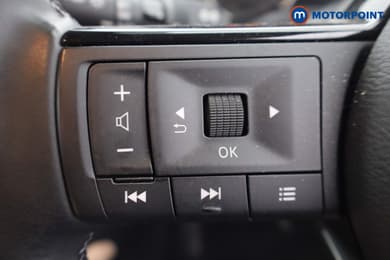 Nissan Qashqai Acenta Premium Manual Petrol SUV - Stock Number (1669498) - 14th supplementary image