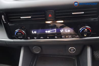 Nissan Qashqai Acenta Premium Manual Petrol SUV - Stock Number (1669498) - 16th supplementary image