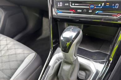 Volkswagen T-Roc R-Line Automatic Petrol SUV - Stock Number (1659657) - 15th supplementary image