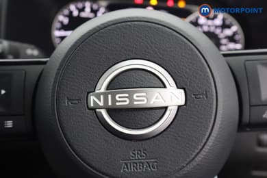 Nissan Qashqai Acenta Premium Manual Petrol SUV - Stock Number (1667073) - 3rd supplementary image