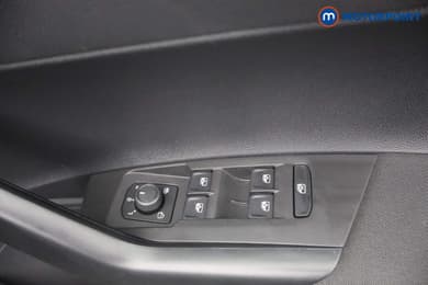 Volkswagen Polo Life Manual Petrol Hatchback - Stock Number (1667242) - 9th supplementary image