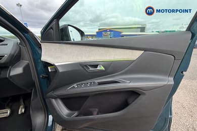 Peugeot 5008 GT Automatic Diesel SUV - Stock Number (1667695) - 19th supplementary image