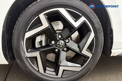 Volkswagen Passat R-Line Automatic Petrol Plug-In Hybrid Estate - Stock Number (1668358) - 12th supplementary image