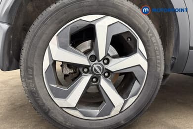 Nissan Qashqai N-Connecta Automatic Petrol SUV - Stock Number (1668240) - 10th supplementary image