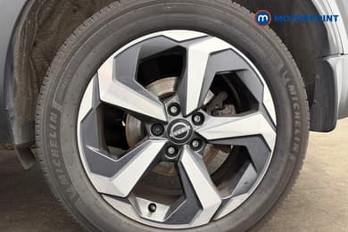 Nissan Qashqai N-Connecta Automatic Petrol SUV - Stock Number (1668240) - 13th supplementary image