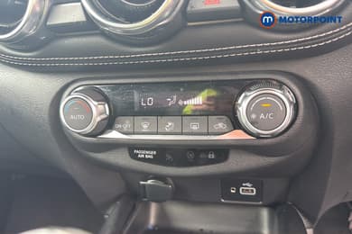 Nissan Juke N-Connecta Manual Petrol SUV - Stock Number (1668362) - 5th supplementary image