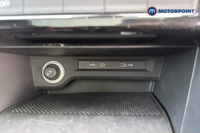 Volkswagen Touran Match Manual Petrol People Carrier - Stock Number (1668482) - 6th supplementary image