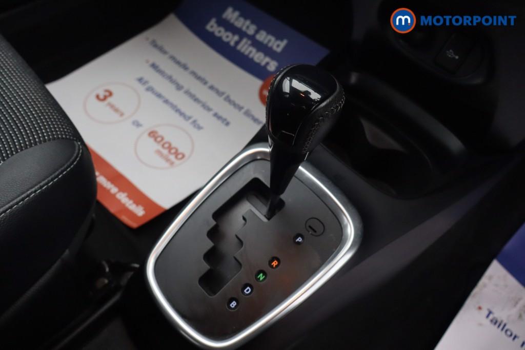 Toyota Yaris Excel Automatic Petrol-Electric Hybrid Hatchback - Stock Number (1668669) - 8th supplementary image