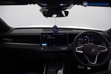Volkswagen Passat R-Line Automatic Petrol Plug-In Hybrid Estate - Stock Number (1669004) - 1st supplementary image