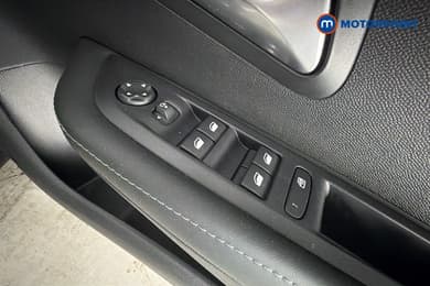 Peugeot 208 Allure Premium -Plus Manual Petrol Hatchback - Stock Number (1668580) - 20th supplementary image
