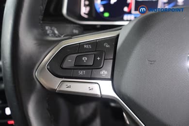 Volkswagen T-Roc R-Line Automatic Petrol SUV - Stock Number (1670087) - 6th supplementary image