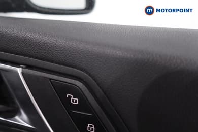 BMW 1 Series M Sport Automatic Diesel Hatchback - Stock Number (1658520) - 9th supplementary image